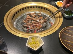 -山川小町·极番烧肉(新地假日广场店)