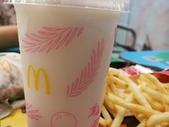 -麦当劳(新城市广场店)