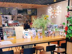 -ZING COFFEE 镜咖啡