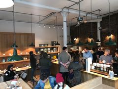 大堂-Monmouth Coffee(博罗市场店)