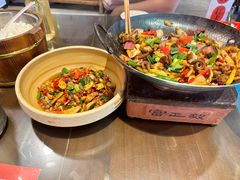 -富正毅三下锅·湘西韵味(天门山索道店)