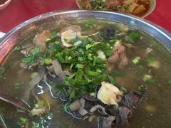 -谢老五跷脚牛肉·非遗传承店