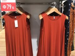 -优衣库(上海虹口龙之梦店)