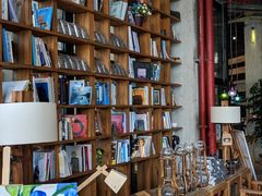 -24H COLOR咖啡厅(惠州金山湖店)