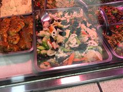-老六素货(王顶堤店)