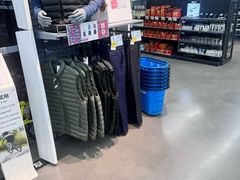 -迪卡侬(越秀公园店)