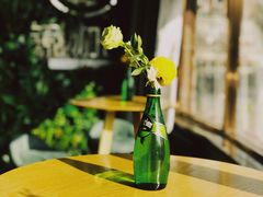 -ZING COFFEE 镜咖啡