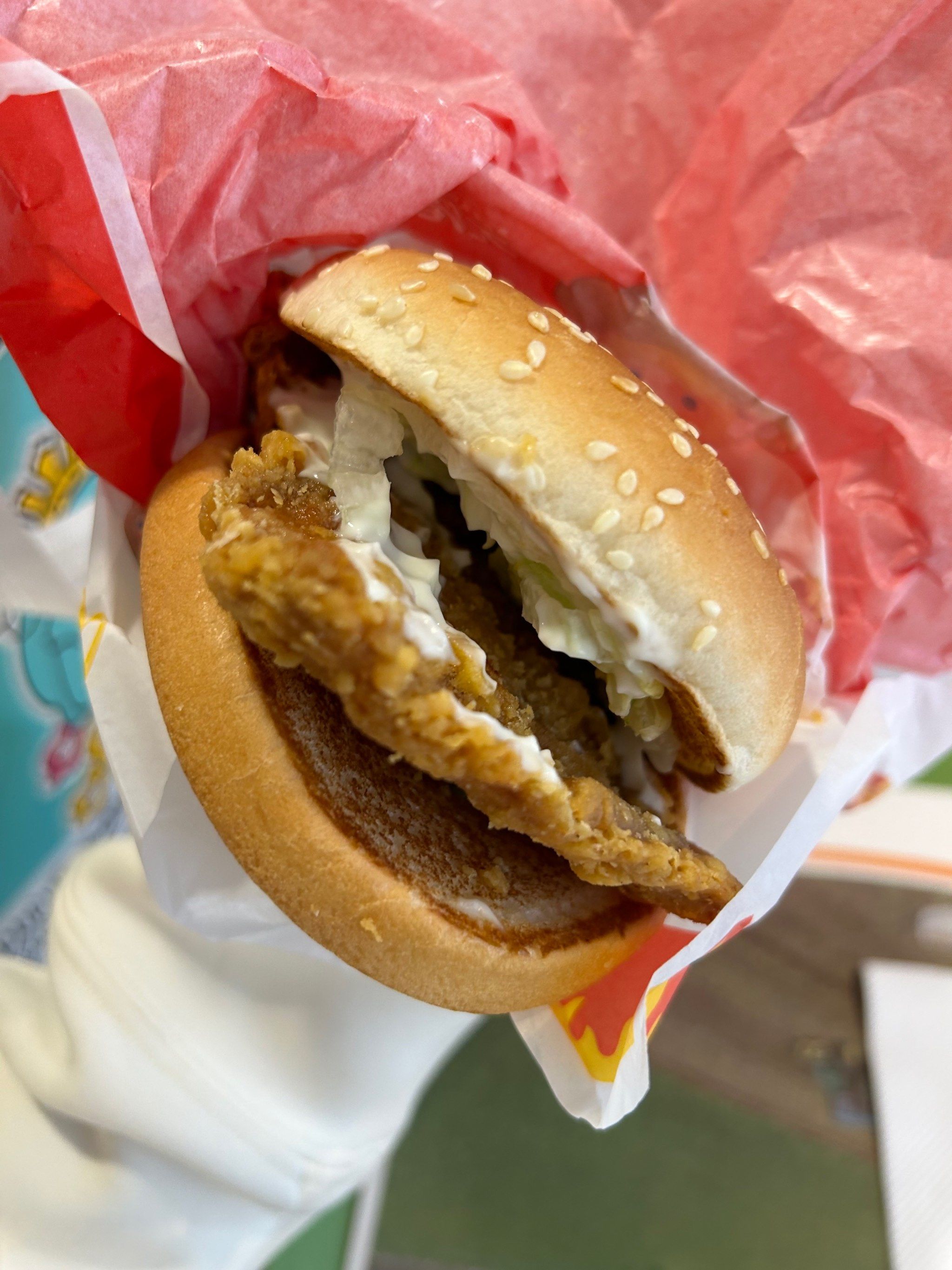 麦当劳汉堡现在咋这么小了