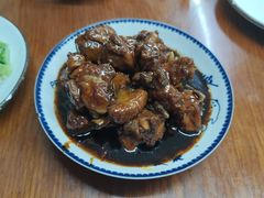 -胡子饮食店