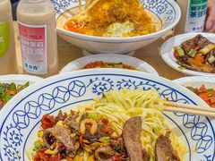 -李与白包子铺(桐梓林店)