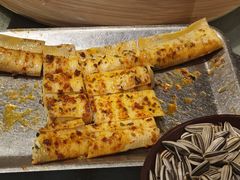 -破瓦寒窑·地摊烤羊排