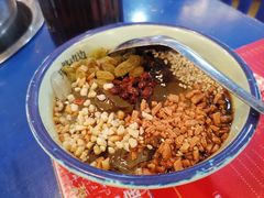 -马路边边串串香形象店(磐石路店)
