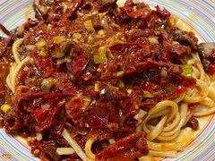 -歹歹的加个面过油肉拌面