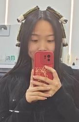 -V7 HAIR SALON