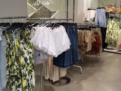 -H&M(天一广场店)