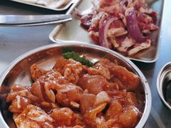 -围炉肉舍•炭烤活鳗•丹东海鲜烤肉(步行街店)