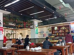 大堂-农夫大盘鸡(经八路总店)