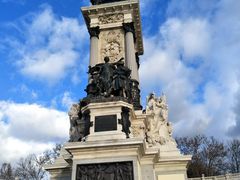 -阿方索十二世纪念碑