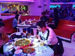 大堂-巴特餐饮6加1音乐餐吧·新疆菜