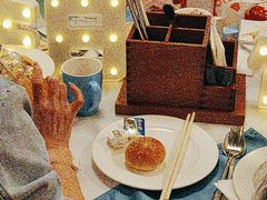 -广州万富希尔顿酒店·感趣自助餐厅·金秋蟹宴生蚝海鲜刺身