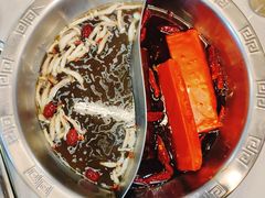 -憨铁匠老火锅(龙岗万科里店)