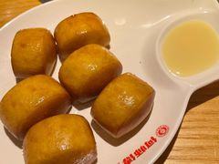 黄金馒头-何师傅美蛙鱼头(汉街店)