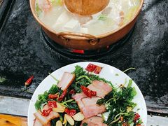-香香腊排骨.野生菌火塘总店(束河店)