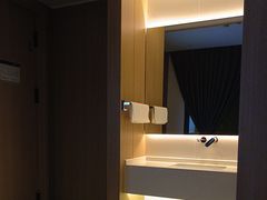 -涨巢·潮玩水疗局