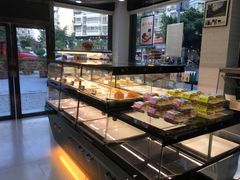 面包甜点陈列柜-焙里思(蓬溪店)