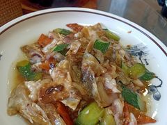 生炒鱼头-广迎居老正兴菜馆