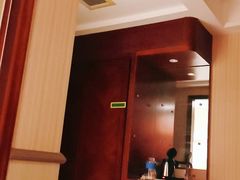 -维也纳酒店(广州京溪南方医院同和地铁站店)