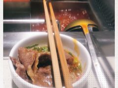 -海底捞火锅鲜切牛肉主题店(长寿路店)