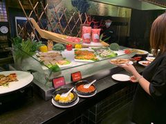 -四海一家自助餐(益田假日广场店)