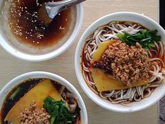 -洪记凉米线(新兴路店)