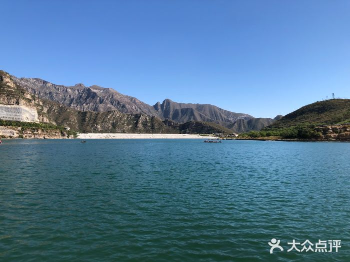 天鹅湖生态旅游风景区图片