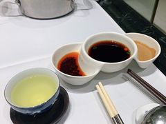 -红鼎豆捞·非遗鲍皇汤火锅(宝丰路店)