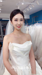 -莫小姐婚纱