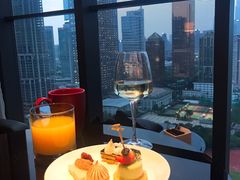 -广州天河希尔顿酒店