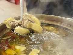 -威邵鸡煲(西华路总店)