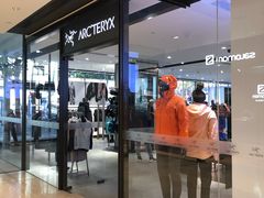 -ARC'TERYX始祖鸟(北京王府中环店)