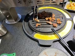 -七甲山烤肉(长白山奇石山珍根艺一条街店)