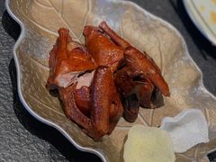 蝴蝶里招牌乳鸽-蝴蝶里·粤菜·点心(龙湖天街&滨江店)