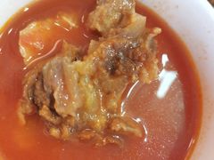 番茄牛尾汤-曾牛肉