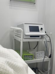 -凡碧诗毛孔清洁收细