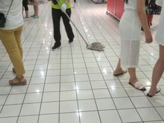 -胖东来生活广场(健康路店)