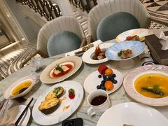 -浅深(世茂滨江精品店)