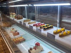 -上海虹桥祥源希尔顿酒店