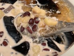 -RUXU入续糖水铺与包(卓悦中心店)