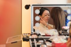 -欣薇婚纱(新源乐汇城店)