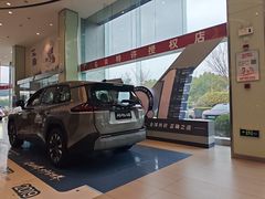 -上海和裕一汽丰田4S店(七宝店)